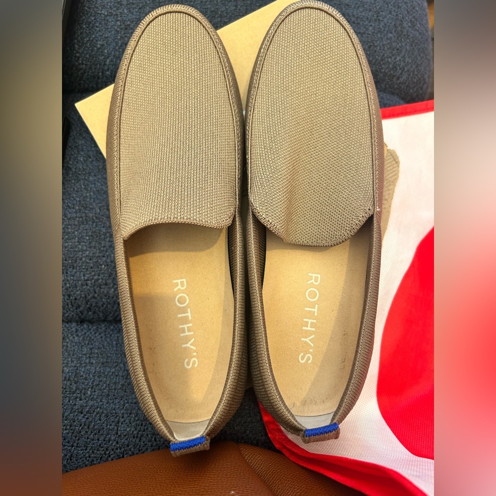 Men’s ROTHYS size 10 worn ONCE